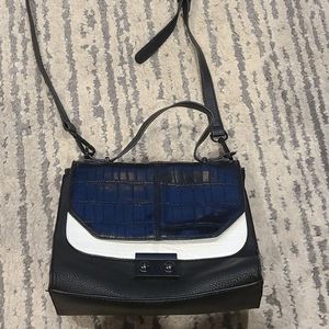 Steve Madden B&W purse